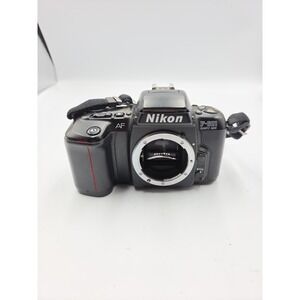 Nikon F-601 AF QUARTZ DATE SLR 35mm Filｍ Camera Japan